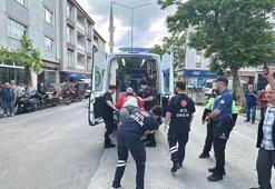 Kamyonet, park halindeki 5 araca çarptı; 2 yaralı