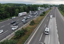 Anadolu Otoyolu’nun Düzce geçişinde bayram trafiği