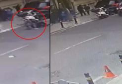 Şişli'de yolun karşısına geçen kişiye motosiklet çarptı; kaza kamerada