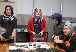 Oltu'nun 'kara kehribarına' kadın eli değdi