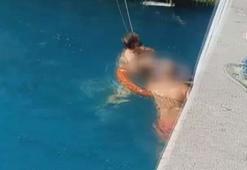 Sarıyer'de denizde baygınlık geçiren kadının kurtarılma anı kamerada