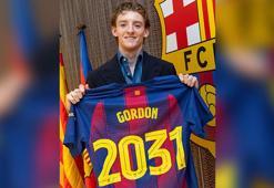 Barcelona, Anthony Gordon’ı duyurdu