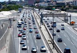 Bayramın son gününde Çamlıca'da yoğunluk Hadımköy'de akıcı trafik