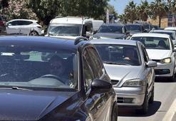 Bodrum'daki tatilciler dönüyor; 12 saatte 10 binden fazla araç çıkış yaptı