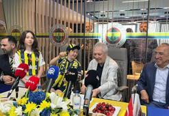 Aziz Yıldırım'dan Sakarya Fenerbahçeliler Derneği'ne ziyaret