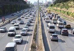İstanbul'da bayram tatili sonrası ilk iş gününde trafik yoğunluğu