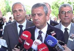 Özgür Özel: Olağanüstü kurultay için imza süreci başlatıldı