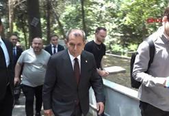 Dursun Aydın Özbek, Ali Sami Yen ve Süleyman Seba'nın kabrini ziyaret etti