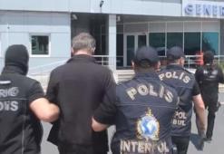 İstanbul'da yakalanan uluslararası suç örgütü liderinin kardeşi Hollanda'ya gönderildi