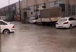 Bursa'da sağanak ve dolu yağışı etkili oldu
