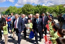 Bakan Tekin: Türkiye'de eğitim öğretime yaptıklarımız devrim kabul ediliyor
