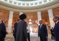 Cumhurbaşkanı Yardımcısı Yılmaz, Türkmenistan'da