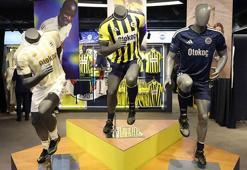 Fenerbahçe, 120’nci yıla özel yeni sezon formalarını tanıttı
