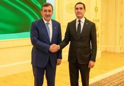 Cumhurbaşkanı Yardımcısı Yılmaz, Türkmenistan Devlet Başkanı Berdimuhamedov ile görüştü