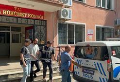 Manisa'da pompalı tüfekli saldırı 1'i ağır 2 yaralı; şüphelilerden1'i tutuklandı