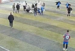 Halı sahada dili boğazına kaçan oyuncuya müdahale kamerada