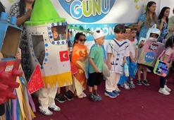 Avcılar’da anaokulunda atık malzemelerden yapılan kostümlerle defile