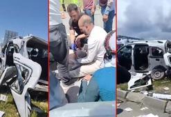 Hafif ticari araç ile kamyonet kafa kafaya çarpıştı; 4 ölü, 2 yaralı