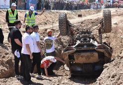 Sivas'ta off-road heyecanı; takla atan araç kepçeyle kurtarıldı