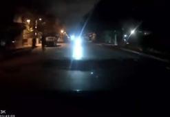 Maltepe’de ters yönden gelen otomobilin çaptığı motosikletin sürücü ağır yaralandı; kaza kamerada