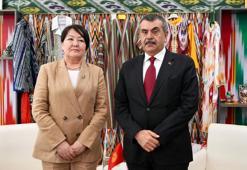 Bakan Tekin, Kırgızistan ve Azerbaycan eğitim bakanları ile görüştü