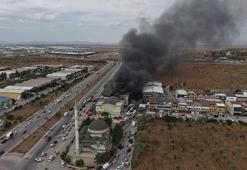 Konya'da yatak fabrikasında yangın; 1 itfaiye eri şehit oldu