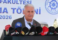 Binali Yıldırım: Denizcilikte Türk bayrağı kara listeden beyaz listeye geçti