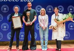 Milli basketbolcu Alperen Şengün’e ‘Türkiye’ye Değer Katanlar Ödülü’