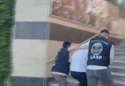 Şişli'de parkta pankart asıp açıklama yapan 7 şüpheli yakalandı
