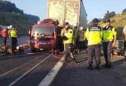 Çekmeköy Kuzey Marmara Otoyolu'nda kaza; 1'i bebek 3 kişi hayatını kaybetti