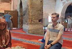 İspanyol Juan, Hristiyanlar için kutsal kabul edilen İznik Ayasofya Camii’nde Müslüman oldu