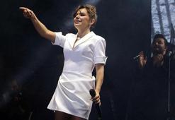 Tekirdağ Uluslararası Kiraz Festivali'nde Poizi ve Merve Özbey, sahne aldı