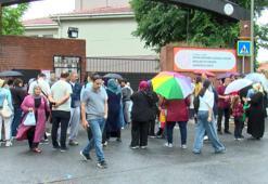 LGS maratonu başladı; öğrenciler kadar veliler de heyecan yaşadı
