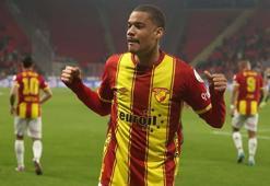 Göztepe'de Janderson'a talip çıktı