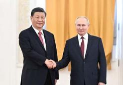 Putin'den Şi'ye doğum günü mesajı