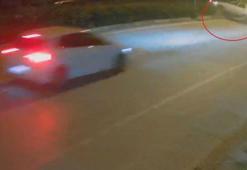 Bursa'da takla atan otomobil sürücüsü için esnaf seferber oldu; kaza anı kamerada