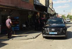 Kilis'te kebap salonunda bıçaklı kavga kamerada: 1 yaralı