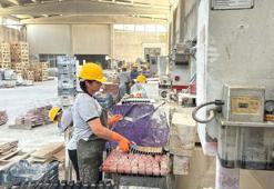 Mermer atıkları, kadınların elinde 2 milyon dolarlık ihracata dönüşüyor