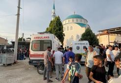Cami inşaatında 2 işçi iskeleden düştü: 1 ölü, 1 yaralı