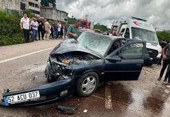 Ordu'da iki otomobil çarpıştı: 5 yaralı
