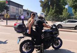 Kimliğini evde unutan adayı, motosikletli trafik polisi yetiştirdi
