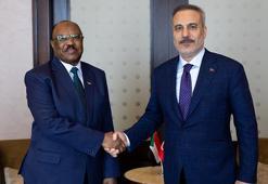Bakan Fidan, Sudanlı mevkidaşı Salem ile bir araya geldi