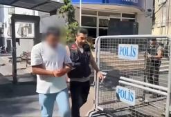 Beyoğlu’nda eski eşiyle ilişkisi olduğunu öne sürdüğü kişiyi vuran şüpheli tutuklandı