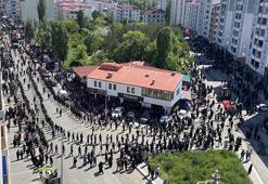 Kars'ta matem yürüyüşü