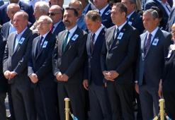 Kılıçdaroğlu ve Özel, cenaze töreninde tokalaştı