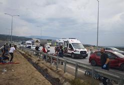 Lastiği patlayan otomobil, yolcu otobüsüne çarptı: 9 yaralı