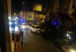 Beyoğlu'nda patlayıcı bırakılan sokaktaki bina, araç ve iş yerlerinde hasar oluştu