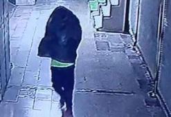 Çöp poşeti ile yüzünü saklayıp, çay ocağını yaktı; o anlar kamerada