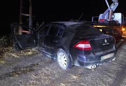 Elektrik direğine çarpan otomobilin alkollü sürücüsü ağır yaralandı