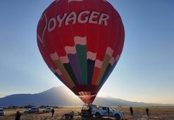 Ağrı Dağı eteklerinde sıcak hava balonuyla uçuş yapıldı